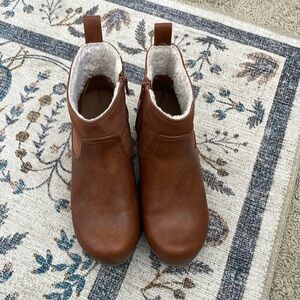 Brown ankle boots